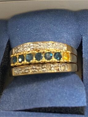Rare Avon Ring Size 7.5 missing rhinestone